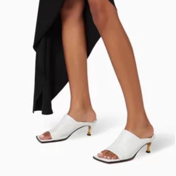 Bottega‎ Veneta Mule Sandals 37.5 Glossy Lambskin Gold Heel Square Sole Women’s